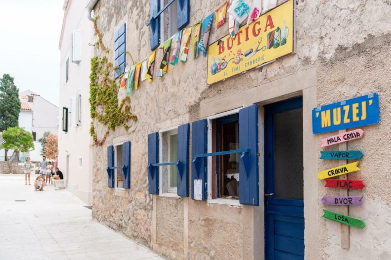 Studios & Rooms Fiesta Novalja Exterior foto